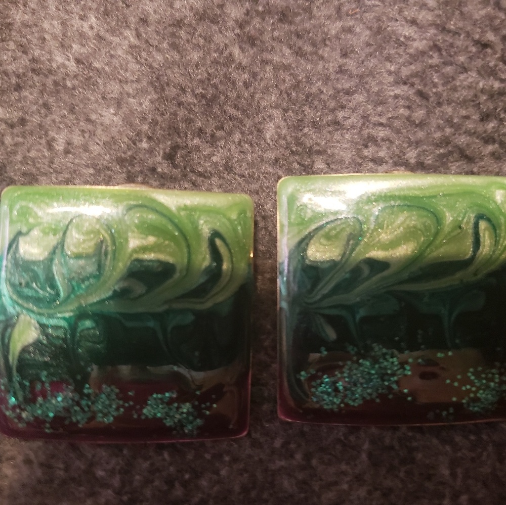 80' era ear earrings